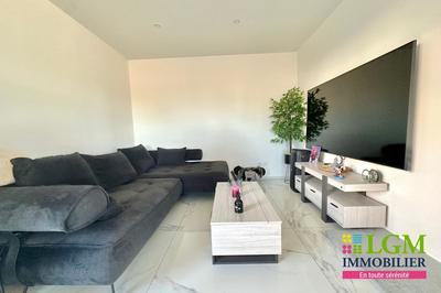 Maison - 101 m² - 4 pièces