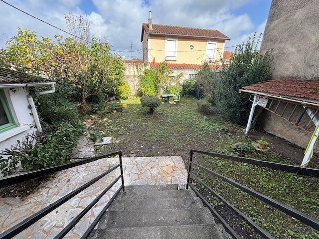 Maison - 119 m² - 5 pièces