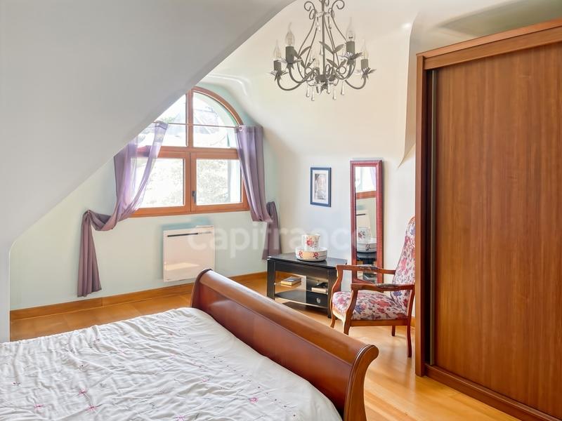 Maison - 160 m² - 7 pièces