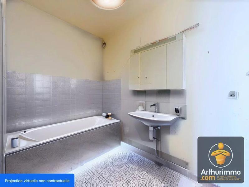 Appartement - 104 m² - 5 pièces