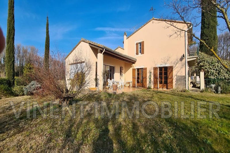 Maison - 215 m² - 7 pièces