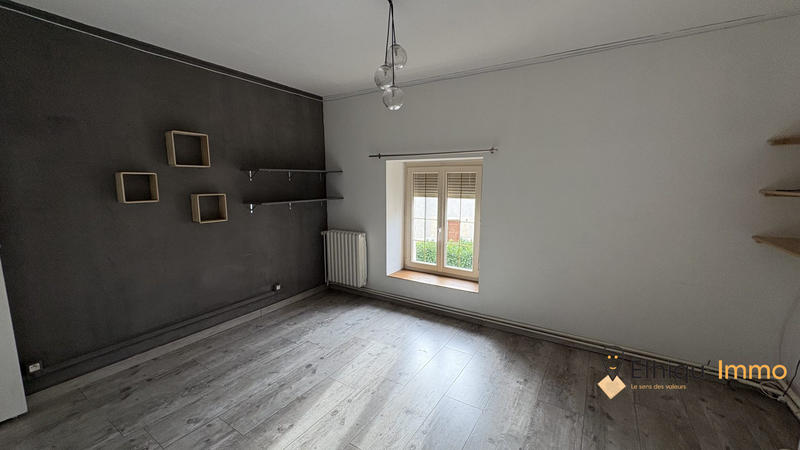 Maison ancienne - 207 m² - 8 pièces