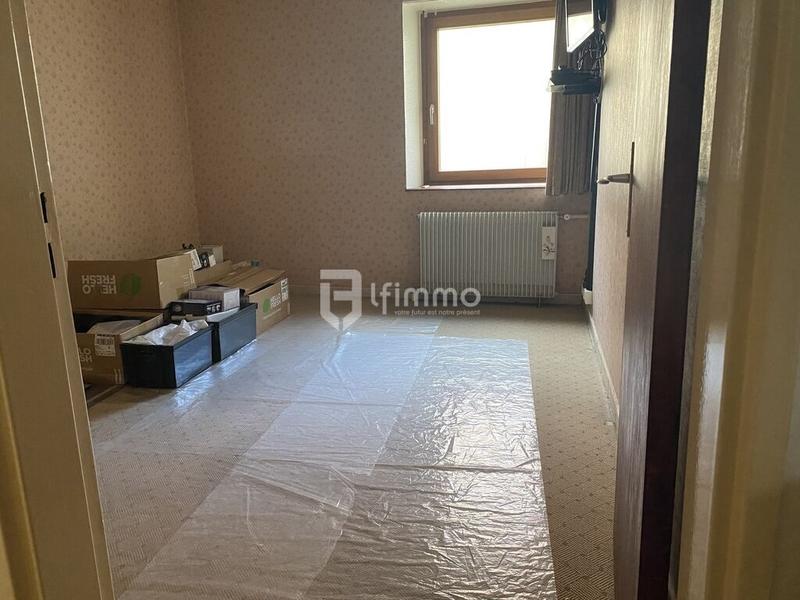 Maison - 195 m² - 7 pièces