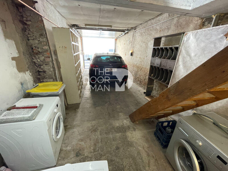 Immeuble - 176 m² - 12 pièces