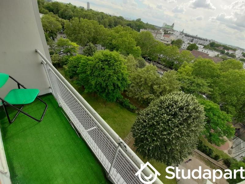 Chambre - 11 m² - 1 pièce