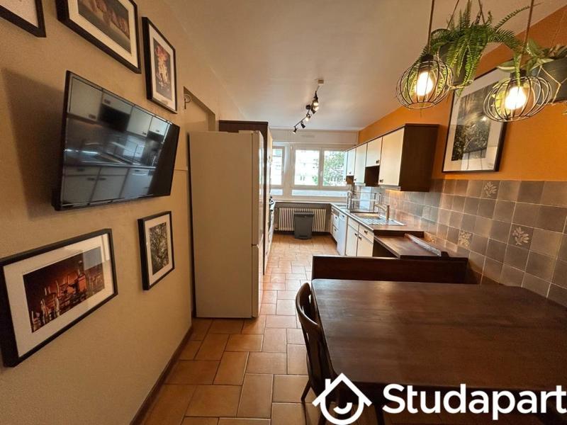 Chambre - 15 m² - 1 pièce