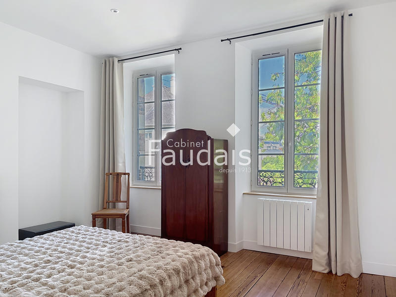 Appartement - 90 m² - 4 pièces