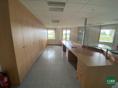 Local commercial - 209 m² - 5 pièces