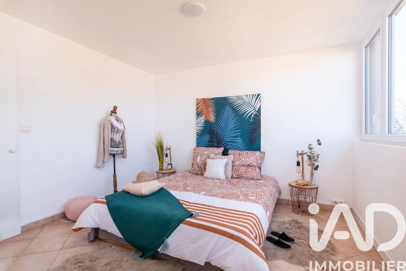 Appartement - 75 m² - 4 pièces