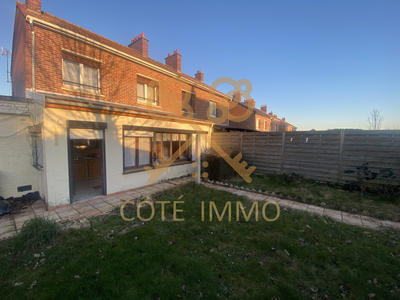 Maison - 97 m² - 6 pièces