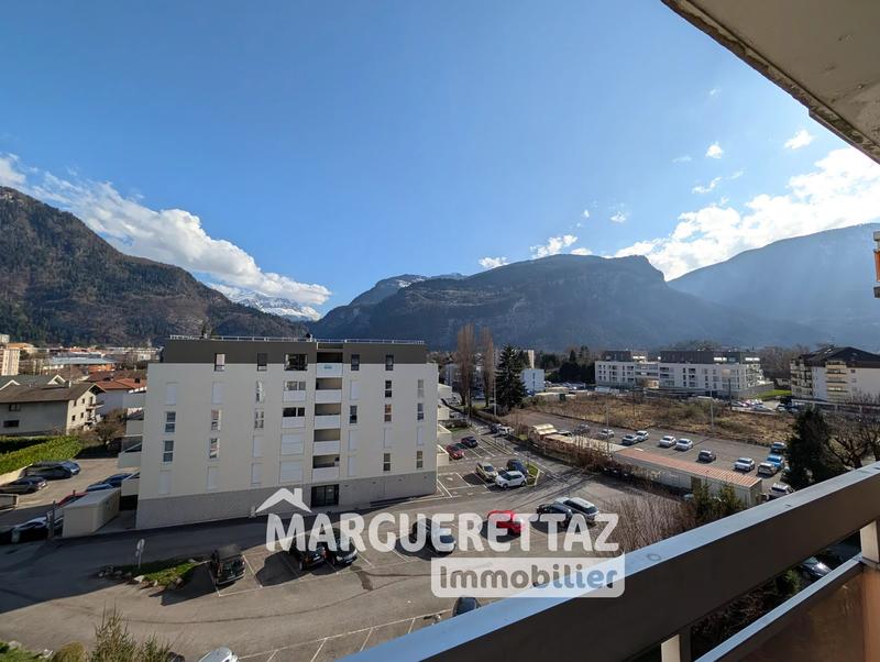 Appartement - 75 m² - 3 pièces