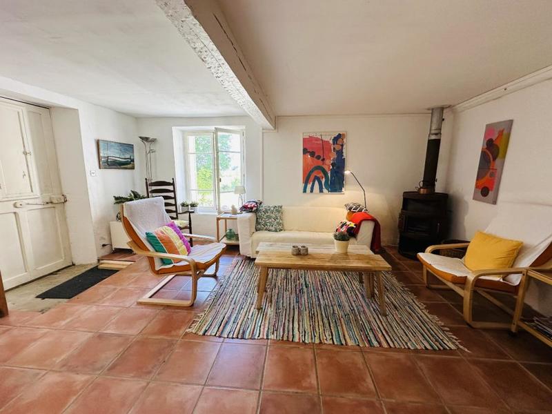 Propriété - 300 m² - 12 pièces