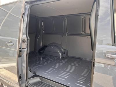 Volkswagen Transporter Fourgon 6.1 Van L1h1 2.0 Tdi 150 Dsg7 Business
