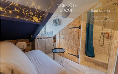 Studio - 10 m² - 1 pièce