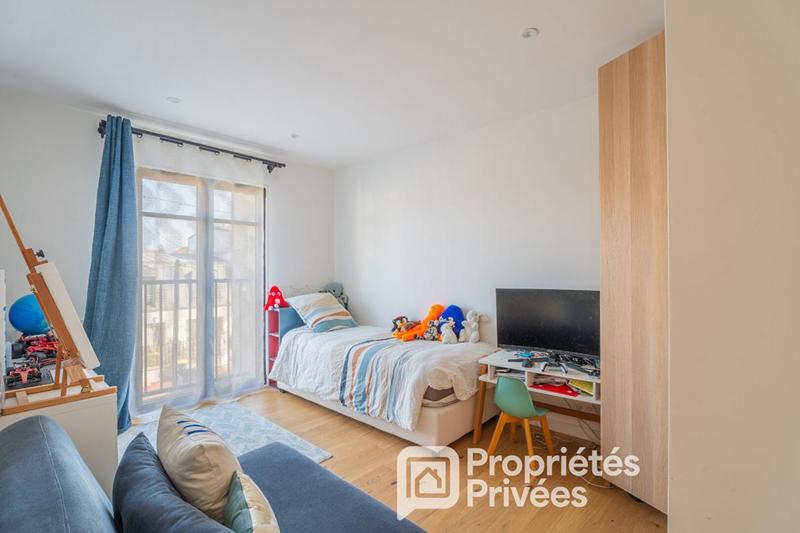 Maison - 187 m² - 8 pièces