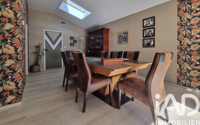 Maison - 183 m² - 6 pièces