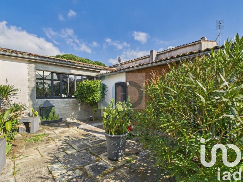 Maison - 400 m² - 15 pièces