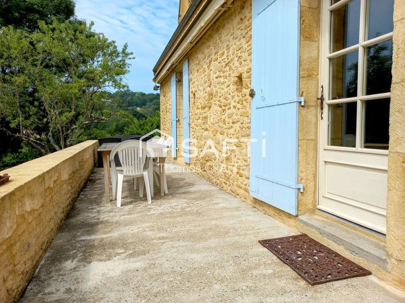 Maison - 160 m² - 7 pièces