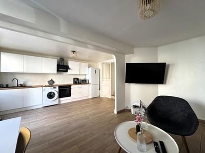 Maison - 110 m² - 3 pièces