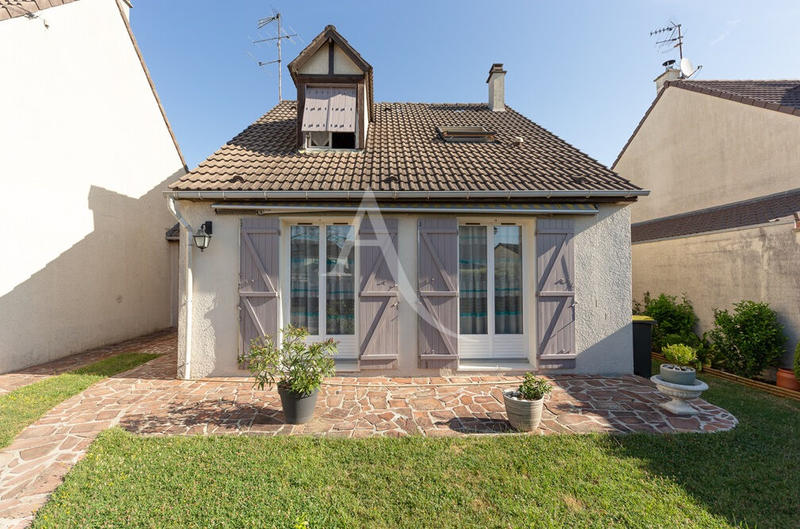 Maison - 100 m² - 6 pièces