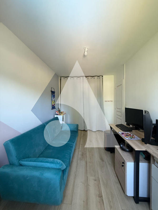 Maison - 92 m² - 4 pièces