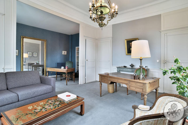 Appartement - 168 m² - 5 pièces