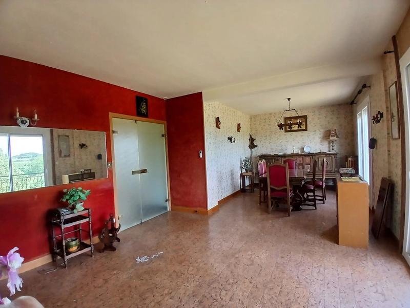 Maison - 159 m² - 8 pièces