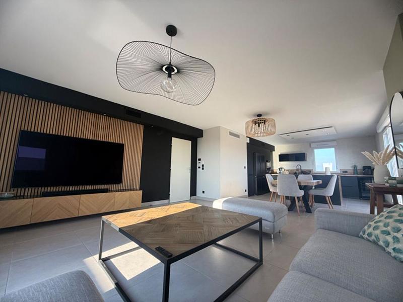 Appartement - 82 m² - 4 pièces