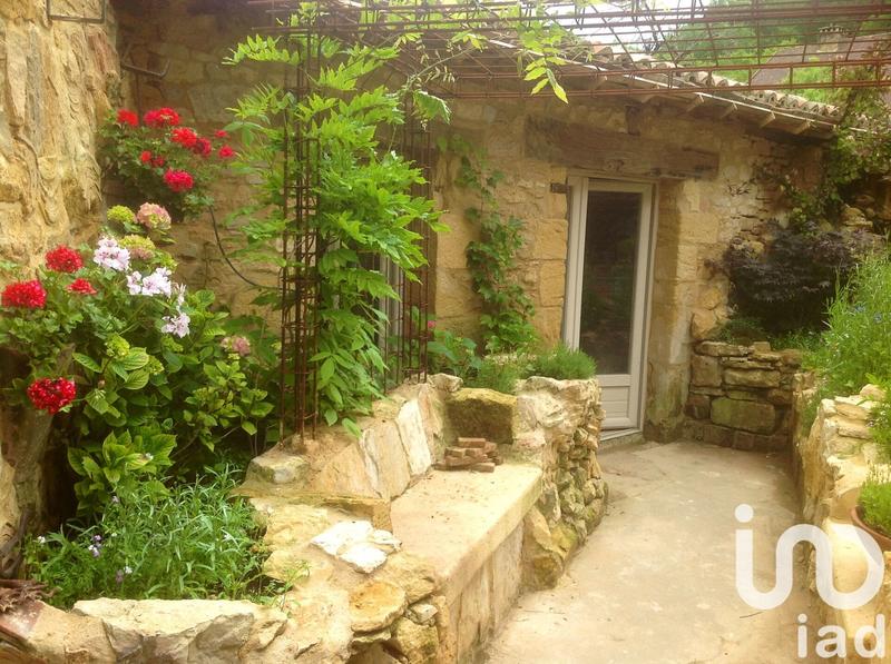 Maison de village - 250 m² - 10 pièces