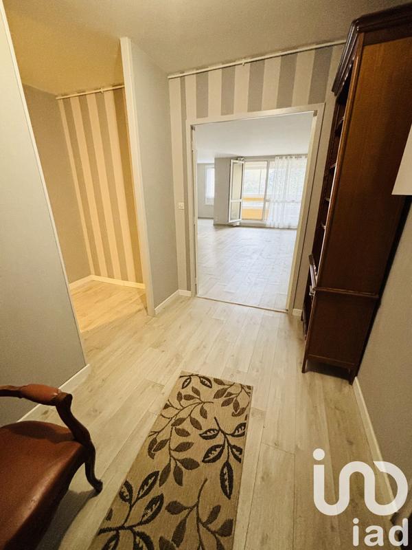 Appartement - 85 m² - 4 pièces