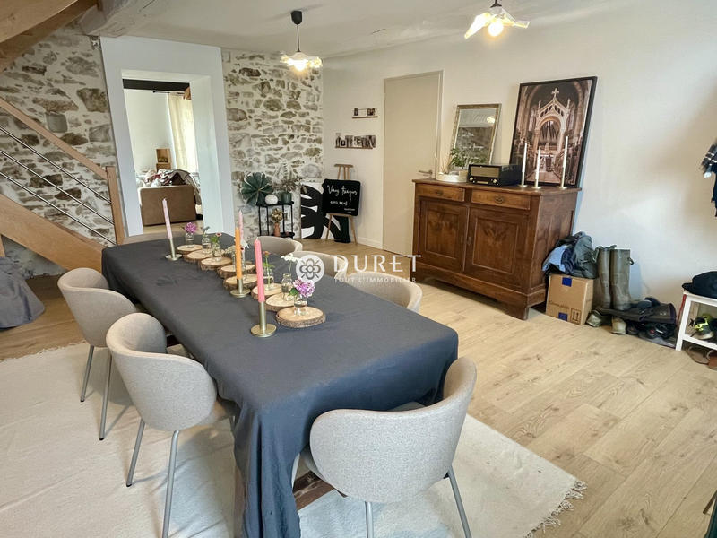 Maison - 127 m² - 10 pièces