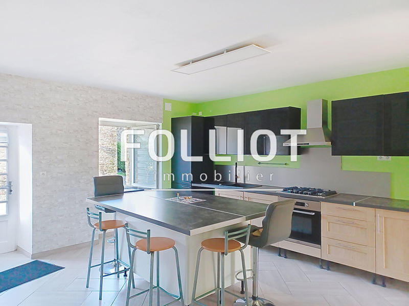 Maison - 106 m² - 6 pièces