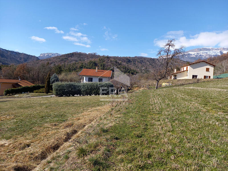 Terrain - 753 m²