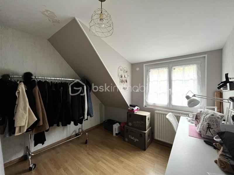 Maison - 104 m² - 6 pièces