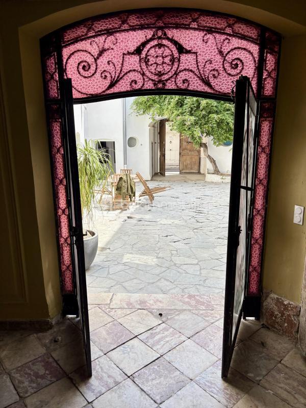 Maison de maîtres - 485 m² - 20 pièces