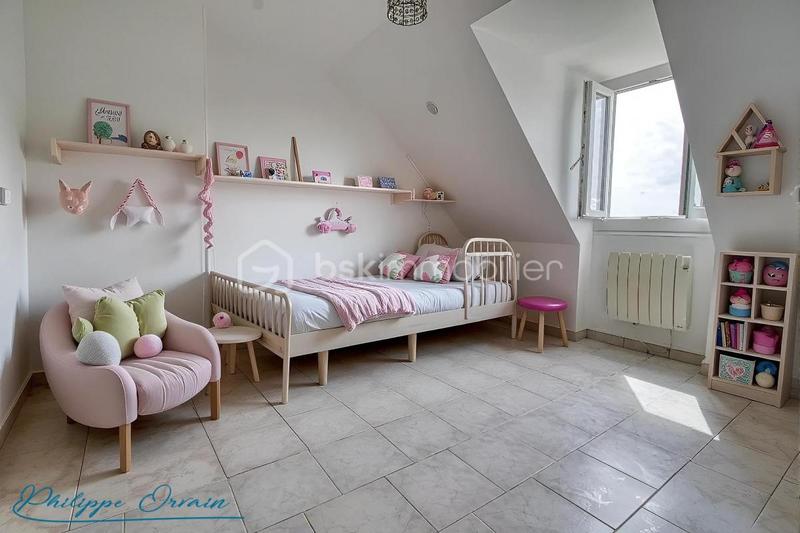 Pavillon - 149 m² - 7 pièces