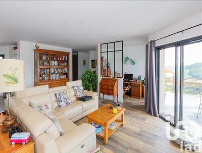 Maison - 179 m² - 7 pièces