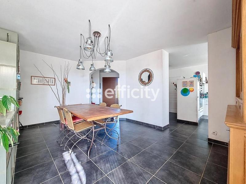 Villa - 150 m² - 5 pièces