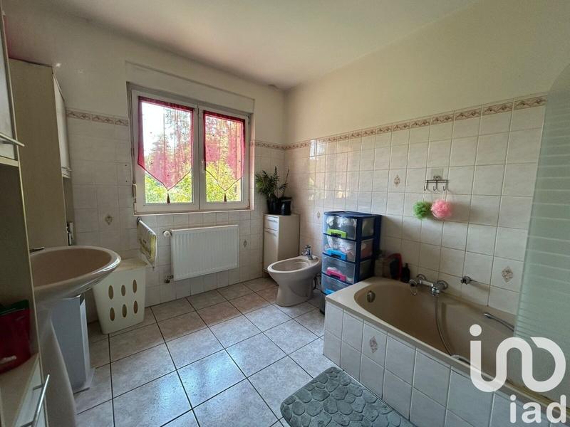 Maison - 174 m² - 8 pièces