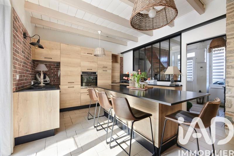 Maison - 175 m² - 6 pièces