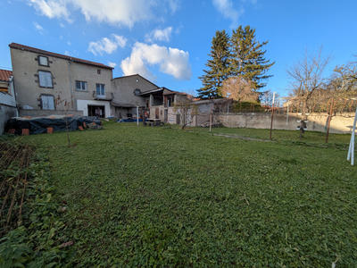 Maison - 210 m² - 5 pièces