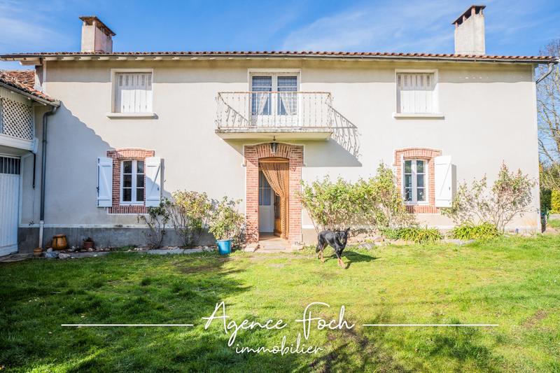 Maison - 202 m² - 5 pièces