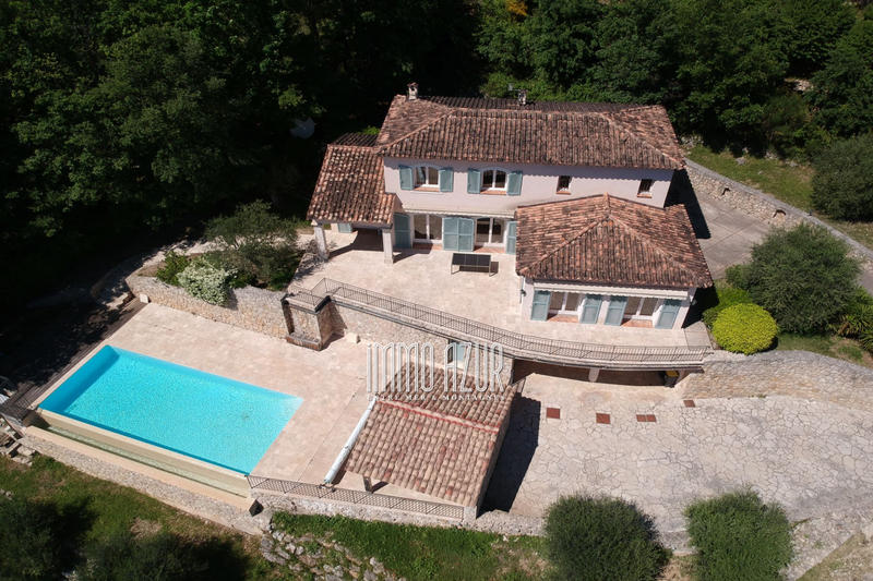 Villa - 156 m² - 6 pièces