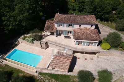 Villa - 156 m² - 6 pièces