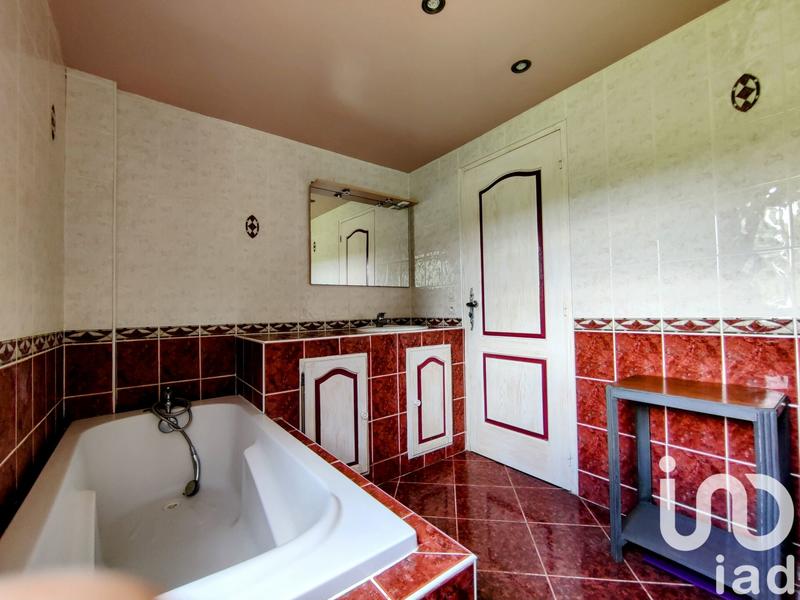 Maison - 95 m² - 5 pièces