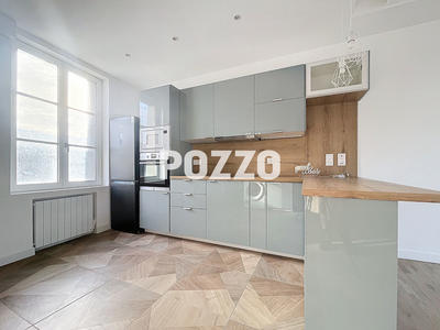 Appartement - 80 m² - 3 pièces