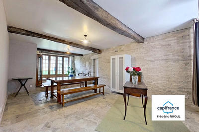 Propriété - 259 m² - 8 pièces