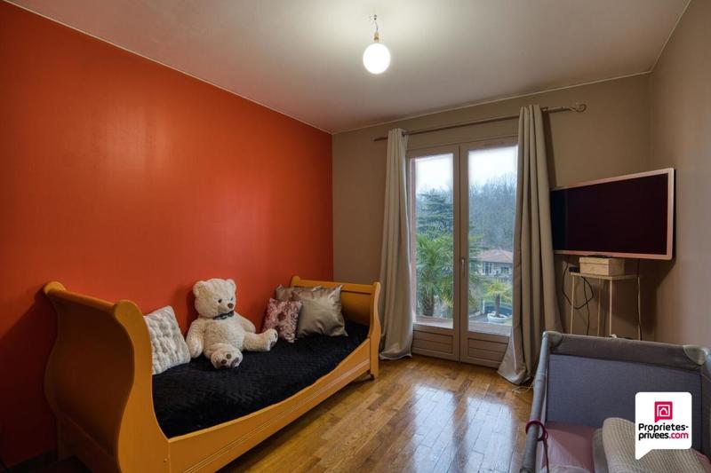 Maison - 295 m² - 5 pièces