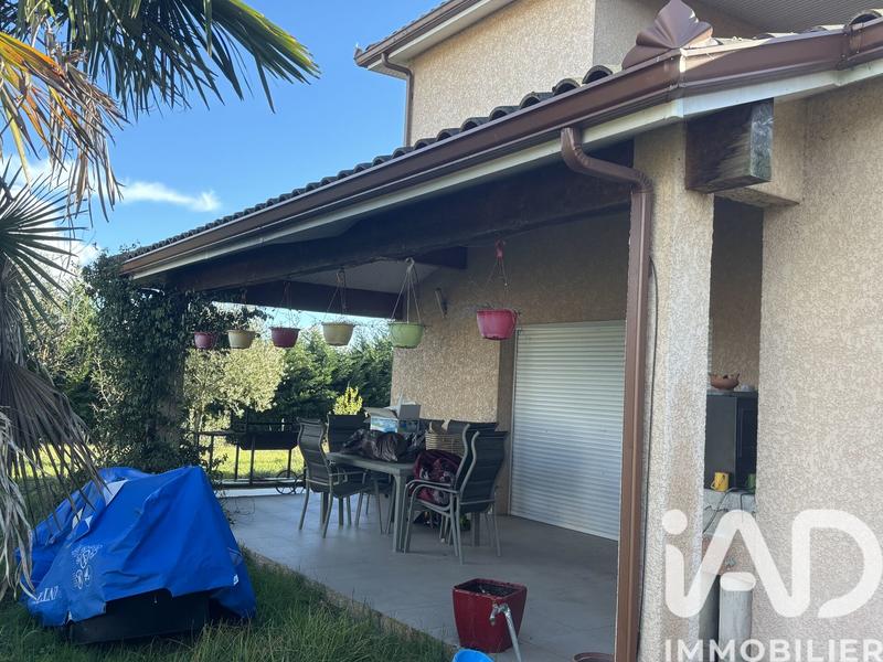 Maison - 285 m² - 4 pièces