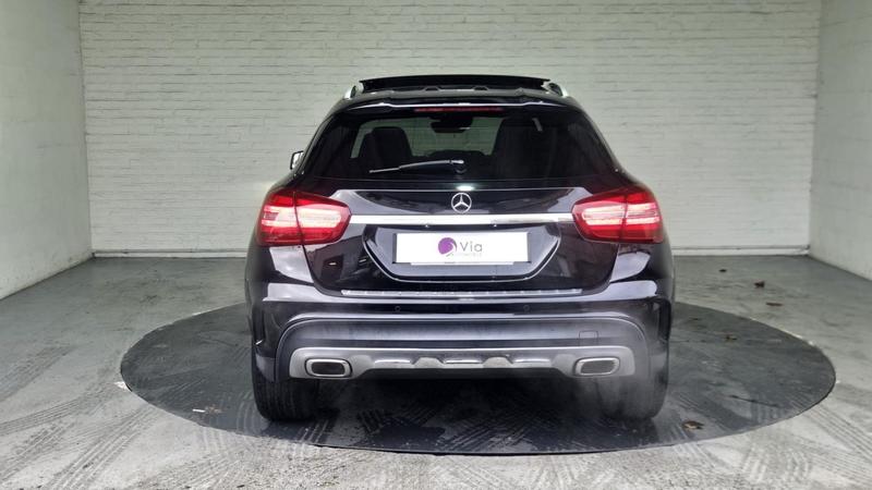 Mercedes Gla 200 7-G Dct Fascination